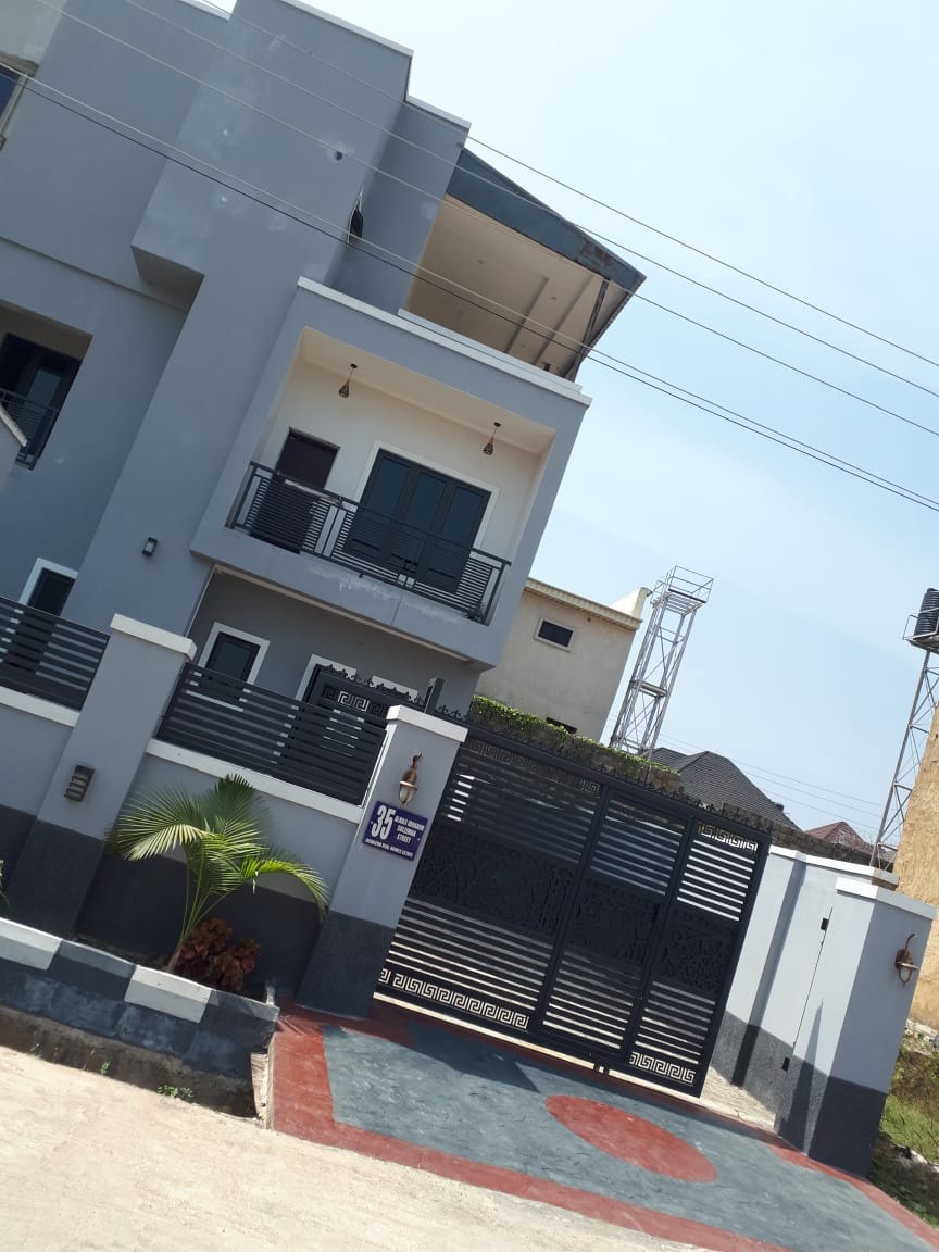 4 Bedroom Semi Detached Duplex For Sale